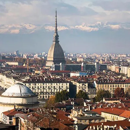 Aquarium Fish And Gastropods * Turyn